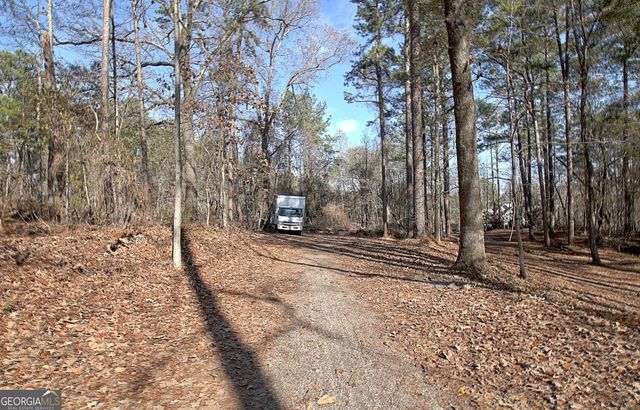 12 N Alexander Creek Road, Newnan, GA 30263