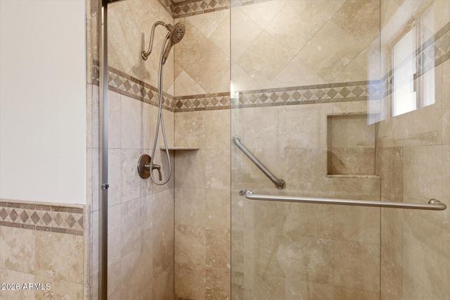 8167 E DEL CAVERNA Drive, Scottsdale, AZ 85258