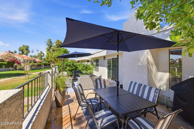 8167 E DEL CAVERNA Drive, Scottsdale, AZ 85258