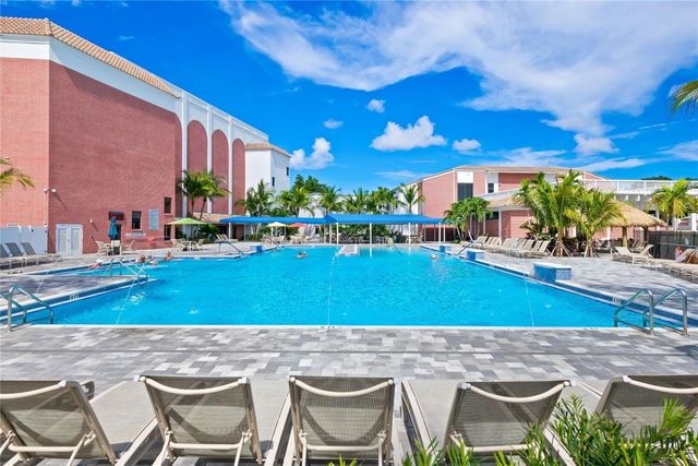 1111 Cambridge 1111, Deerfield Beach, FL 33442