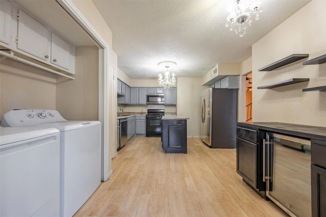 6505 Alisa Lane, Houston, TX 77084