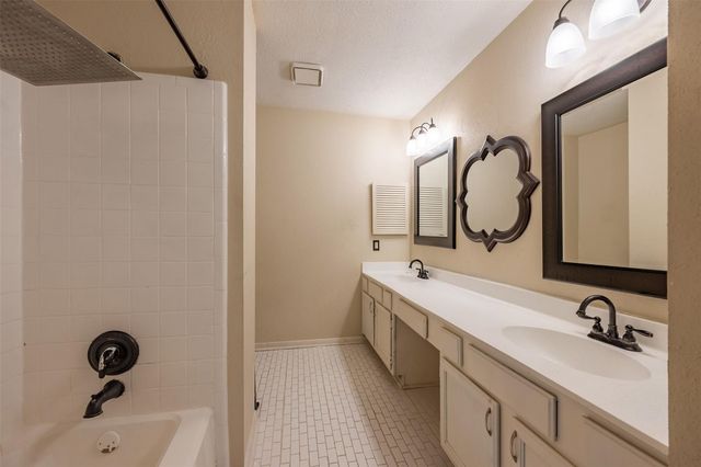 6505 Alisa Lane, Houston, TX 77084