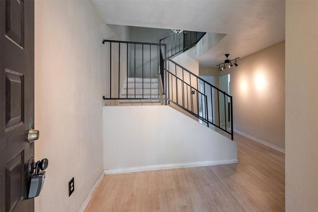 6505 Alisa Lane, Houston, TX 77084