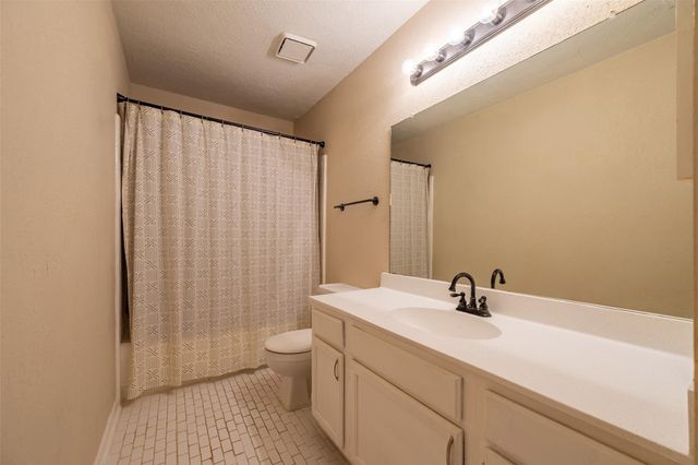 6505 Alisa Lane, Houston, TX 77084