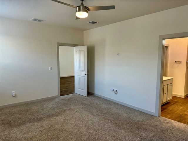 13009 Kearns DR, Pflugerville, TX 78660