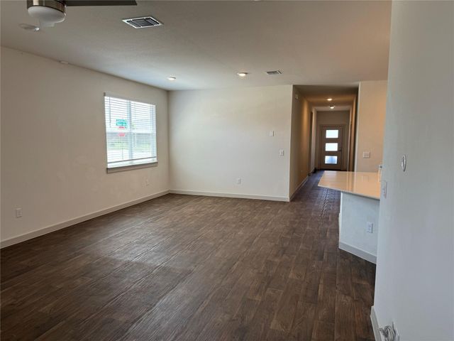13009 Kearns DR, Pflugerville, TX 78660