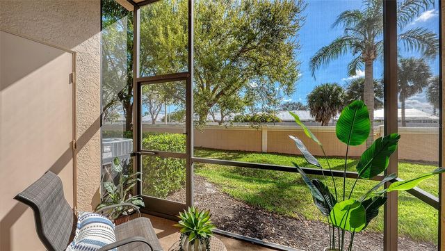 4303 VIA PIEDRA CIRCLE 6-101, Sarasota, FL 34233