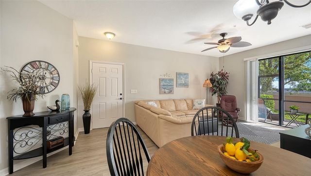 4303 VIA PIEDRA CIRCLE 6-101, Sarasota, FL 34233