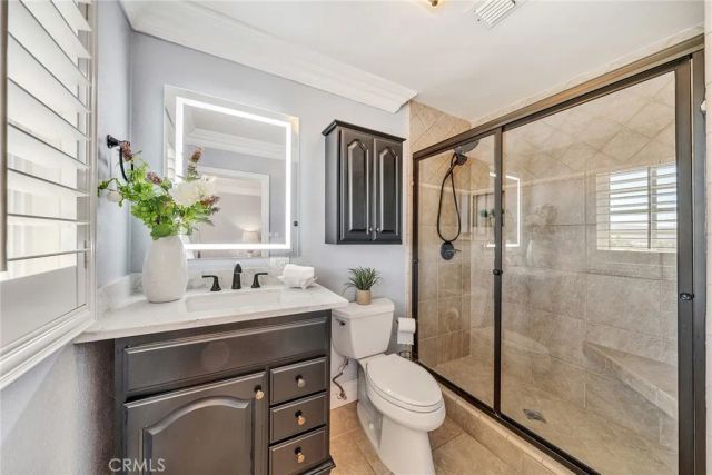 10082 Sunrise Ln, North Tustin, CA 92705