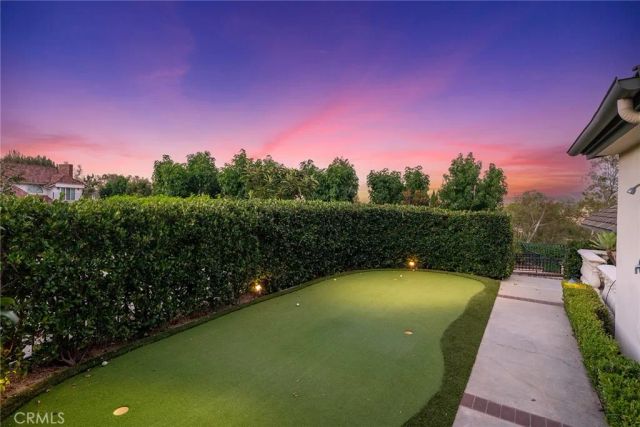 10082 Sunrise Ln, North Tustin, CA 92705