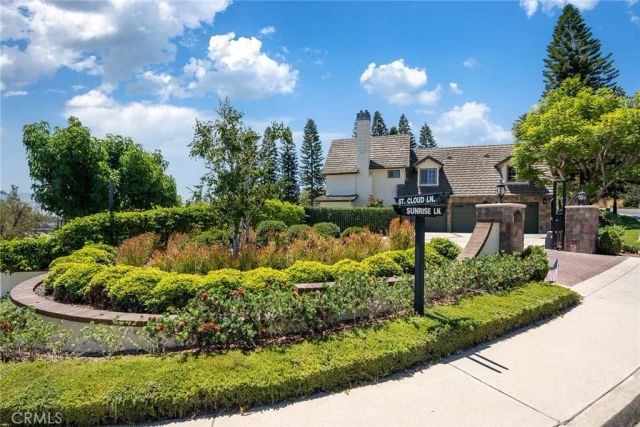 10082 Sunrise Ln, North Tustin, CA 92705