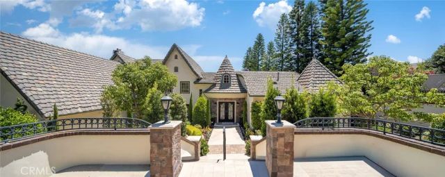10082 Sunrise Ln, North Tustin, CA 92705