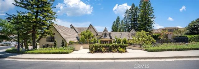 10082 Sunrise Ln, North Tustin, CA 92705