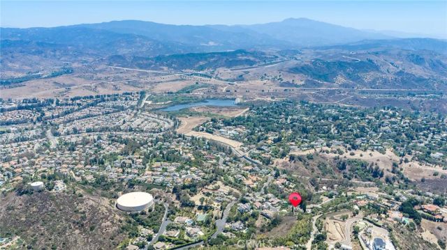 10082 Sunrise Ln, North Tustin, CA 92705