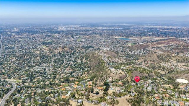 10082 Sunrise Ln, North Tustin, CA 92705