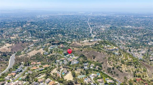 10082 Sunrise Ln, North Tustin, CA 92705