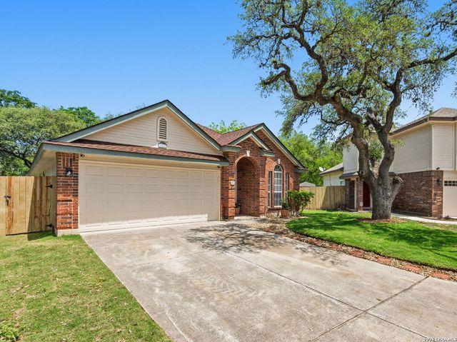 7226 BURNS TRL, San Antonio, TX 78250