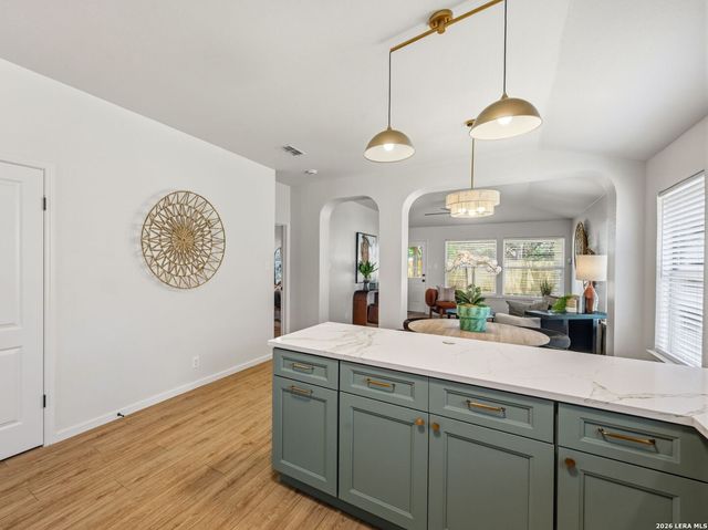 7226 BURNS TRL, San Antonio, TX 78250