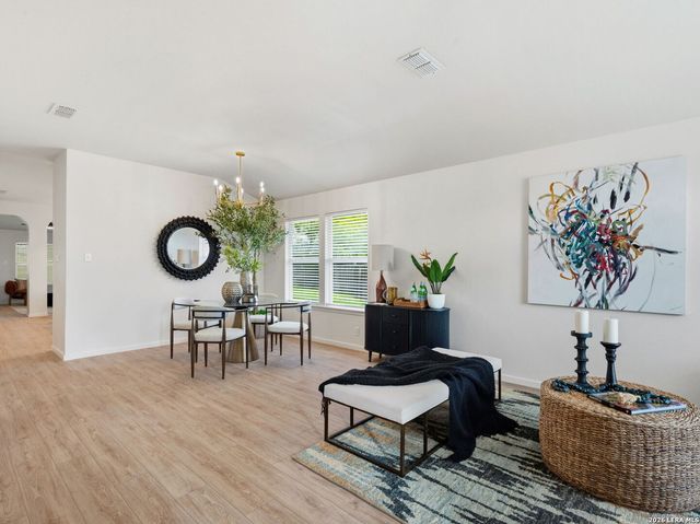 7226 BURNS TRL, San Antonio, TX 78250