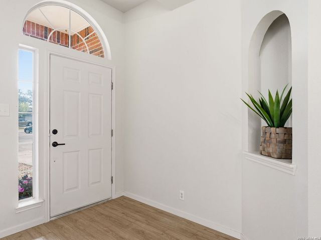 7226 BURNS TRL, San Antonio, TX 78250
