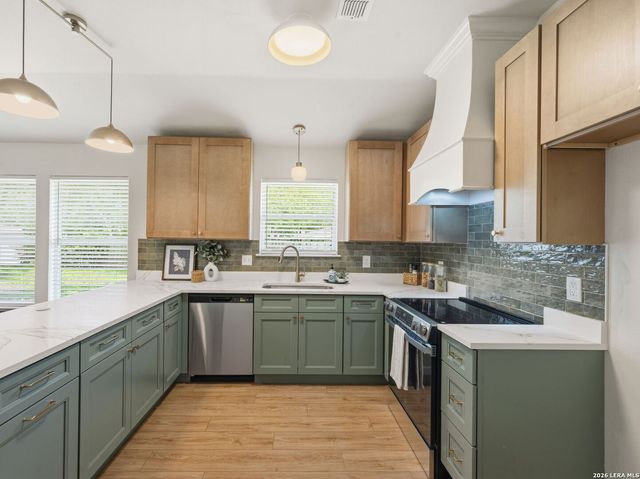 7226 BURNS TRL, San Antonio, TX 78250
