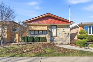 11218 S WHIPPLE Street, Chicago, IL 60655