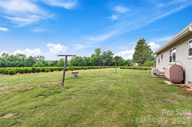 114 Shiloh Farm Trail, State Road, NC 28676