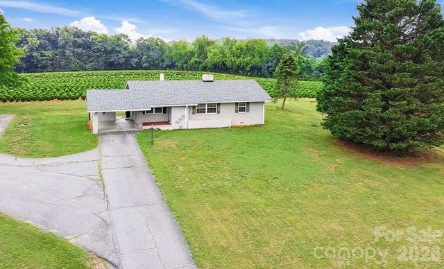 114 Shiloh Farm Trail, State Road, NC 28676