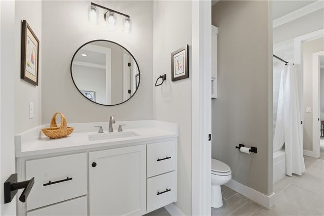 8004 W Dorchester Street, Rogers, AR 72758