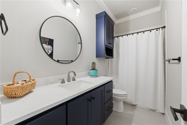 8004 W Dorchester Street, Rogers, AR 72758