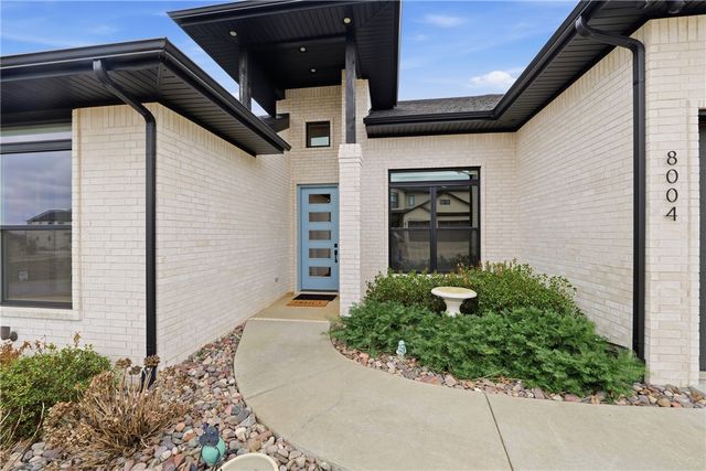 8004 W Dorchester Street, Rogers, AR 72758