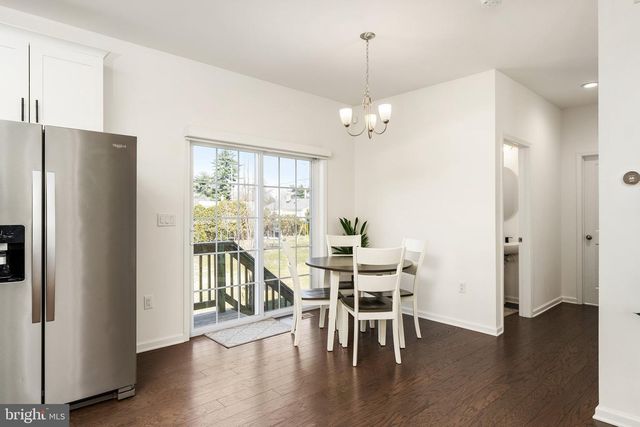 6 MISTY MEADOW LN, Hamilton, NJ 08619