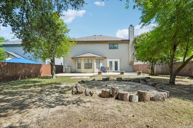 6434 Maverick Oak Dr, San Antonio, TX 78240