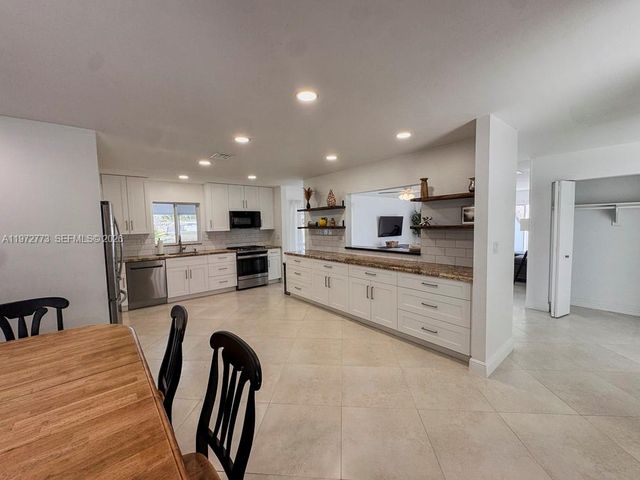 9731 Bel Aire Dr 0, Cutler Bay, FL 33157