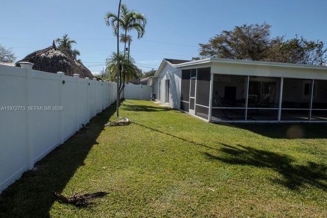 9731 Bel Aire Dr 0, Cutler Bay, FL 33157