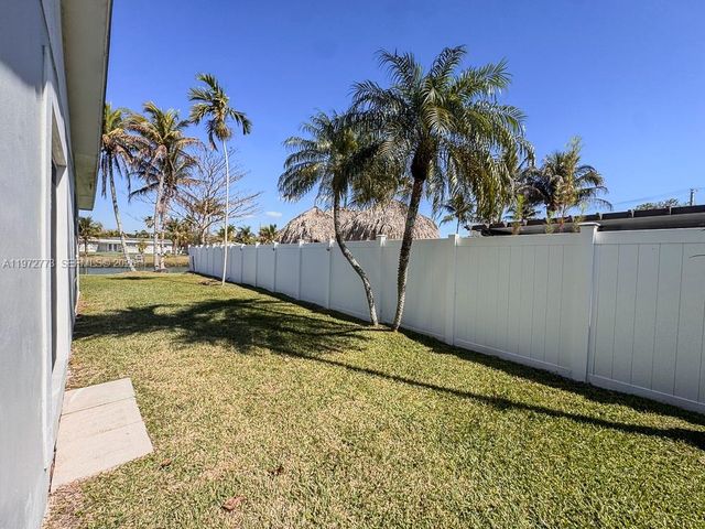 9731 Bel Aire Dr 0, Cutler Bay, FL 33157