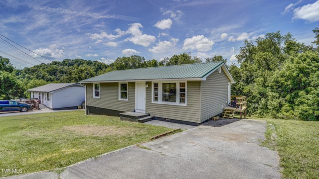 273 Riverview Drive, Bluff City, TN 37618