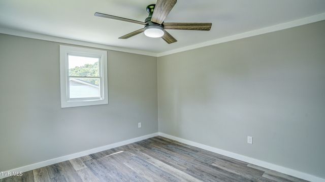 273 Riverview Drive, Bluff City, TN 37618