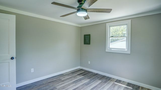 273 Riverview Drive, Bluff City, TN 37618