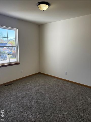 626 Lindsey, Union, MO 63084