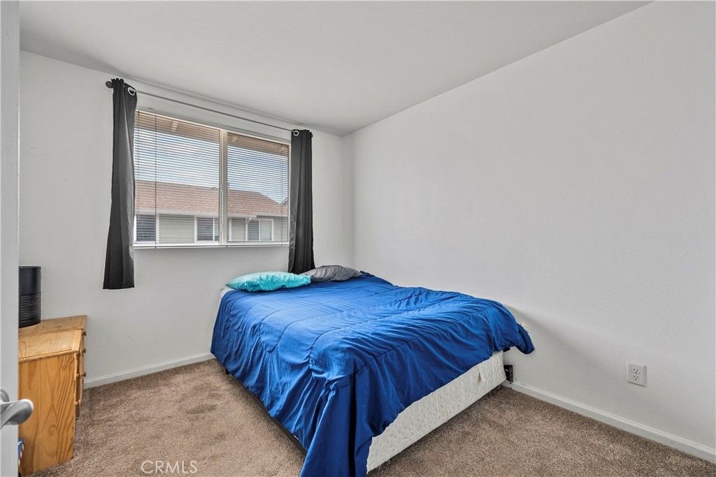 Image 28 of property listing at 14552 Foothill, Sylmar, CA 91342