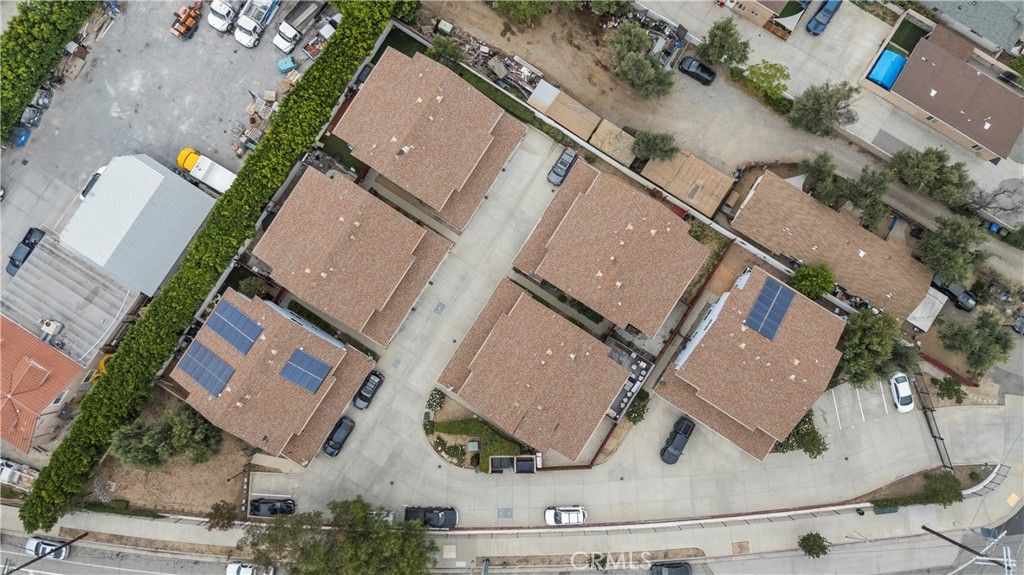 Image 42 of property listing at 14552 Foothill, Sylmar, CA 91342