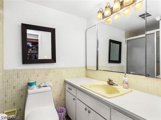 1510 Memoli LN 2, Fort Myers, FL 33919