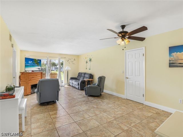 1510 Memoli LN 2, Fort Myers, FL 33919