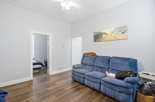 3858 W ohio Street, Chicago, IL 60624