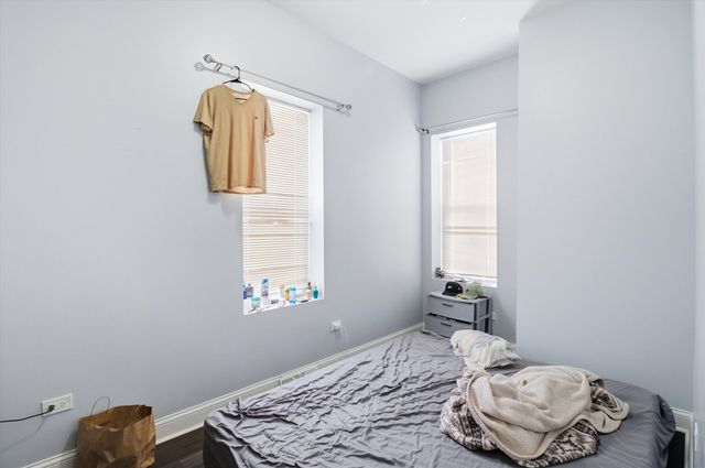 3858 W ohio Street, Chicago, IL 60624