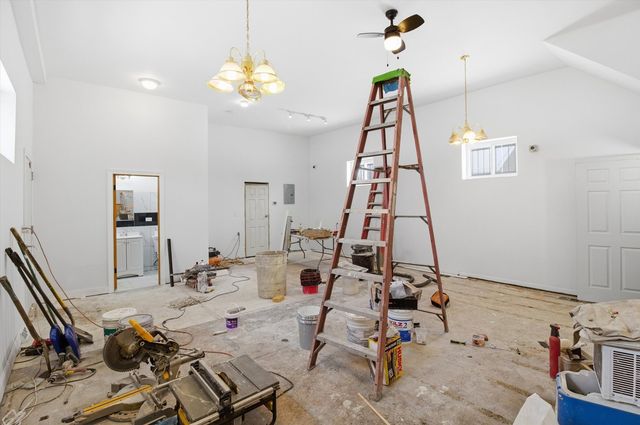 3858 W ohio Street, Chicago, IL 60624