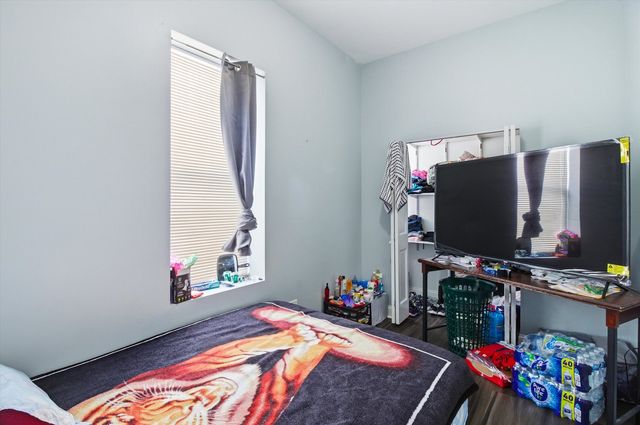 3858 W ohio Street, Chicago, IL 60624