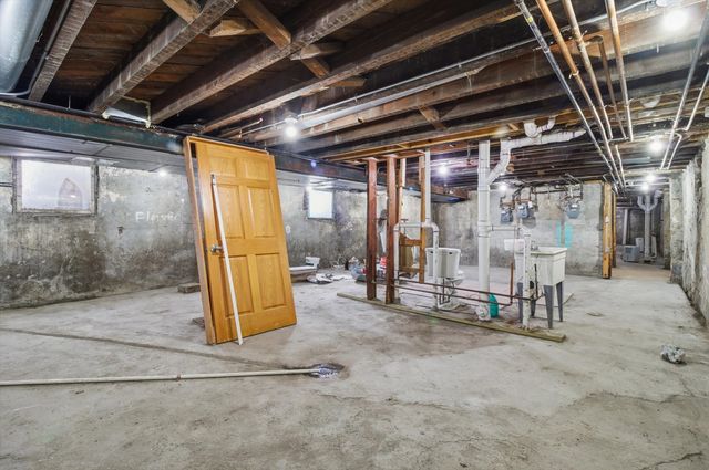 3858 W ohio Street, Chicago, IL 60624