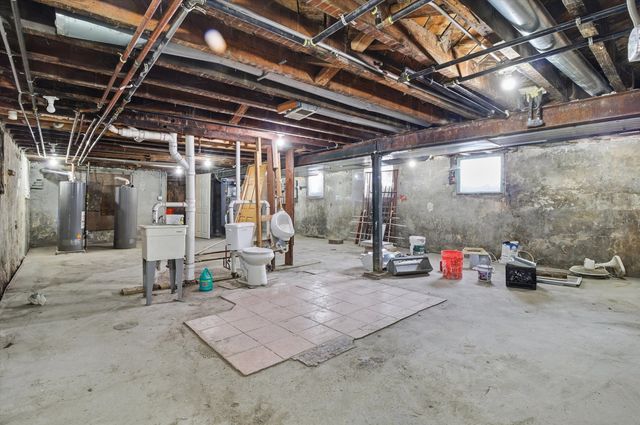 3858 W ohio Street, Chicago, IL 60624